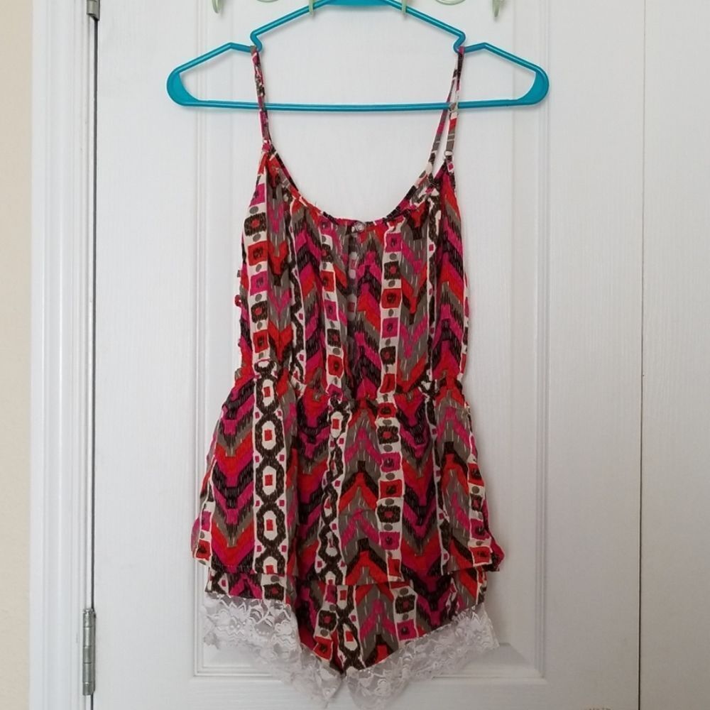 Romper   - Picture 2 of 3